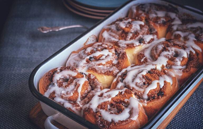 cinnamon roll​s